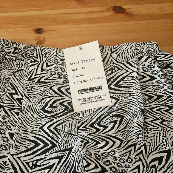 Denim Licious - Girls' Short Size M - Picture 4 of 5